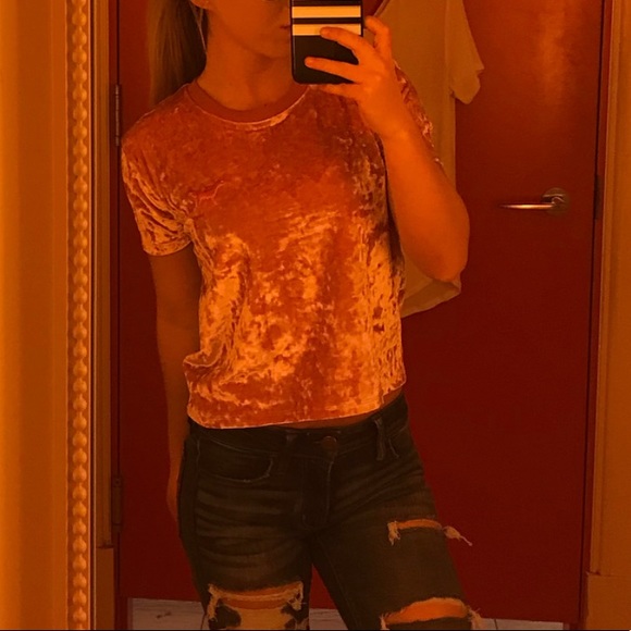 Victoria’s Secret pink velvet Small crop top! - Picture 2 of 2